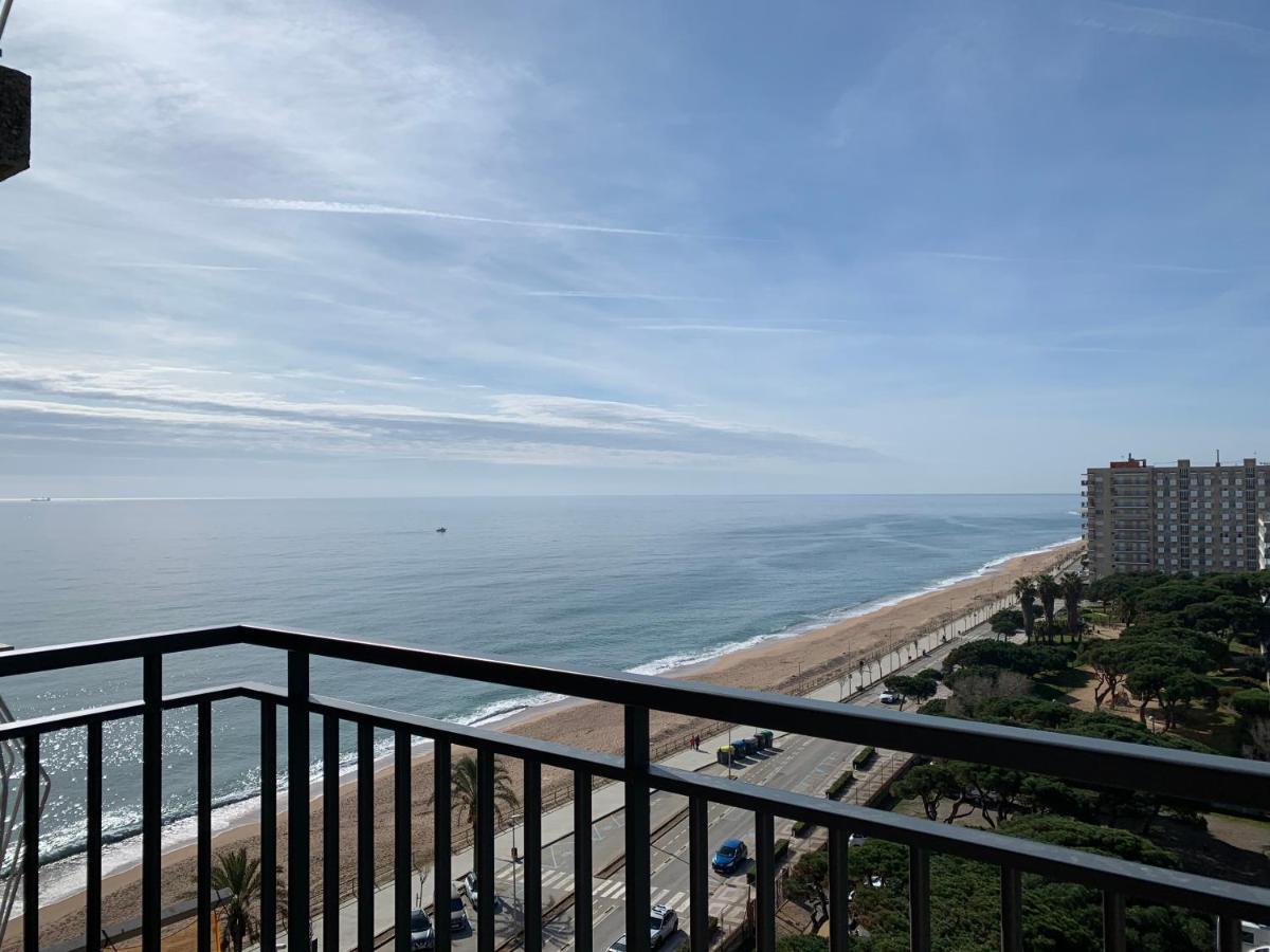 Apartamento primera línea de Mar Enjoy the view Blanes Exterior foto